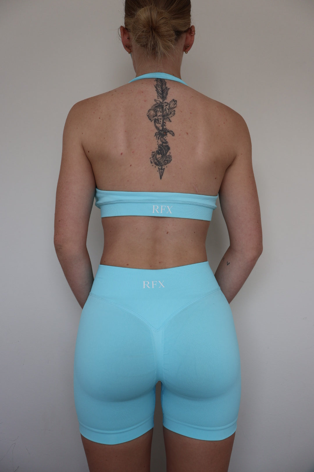 Silhouette X Shorts - Coastal Sky￼